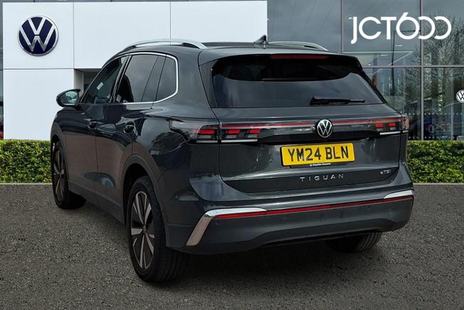 Volkswagen Tiguan Photo 3