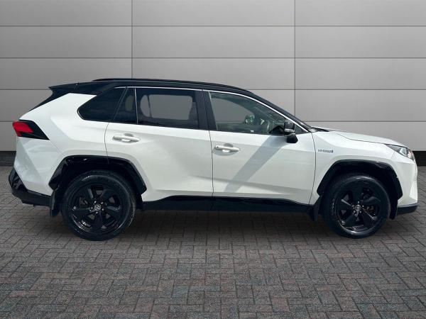 Toyota RAV4 Photo autoimg-3478facfef742dcf48f47950441b96302c3149f3.jpg