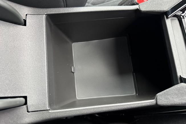AUDI Q6 E-Tron Photo 33