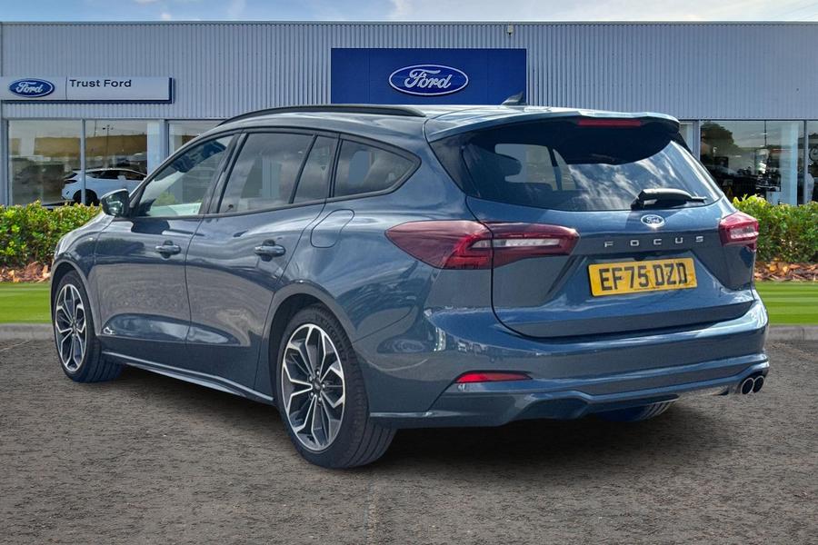Ford FOCUS Photo autoimg-347a32a13e87d9759e82f34f00860820d31d47a1.jpg