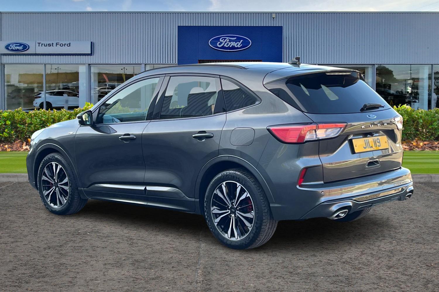 Ford Kuga Photo 1
