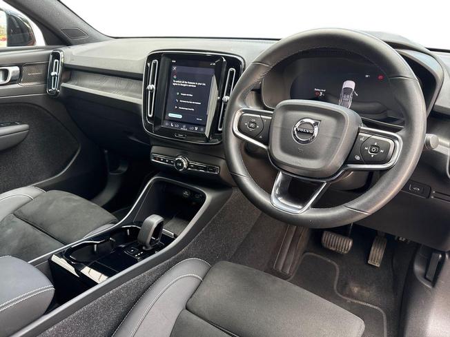 VOLVO C40 Photo 6