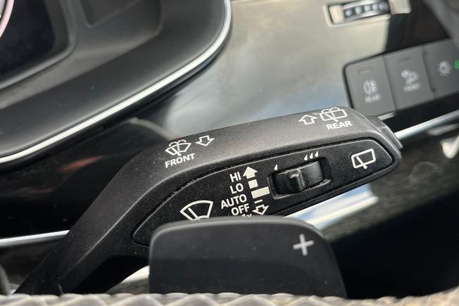 AUDI Q7 Photo 56