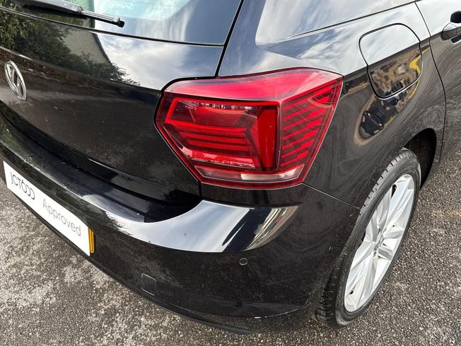 VOLKSWAGEN Polo Photo 18
