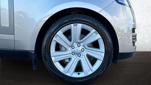 Land Rover Range Rover Photo autoimg-3483c9ac75f0d5f60cb329637480e7ff82eba187.jpg