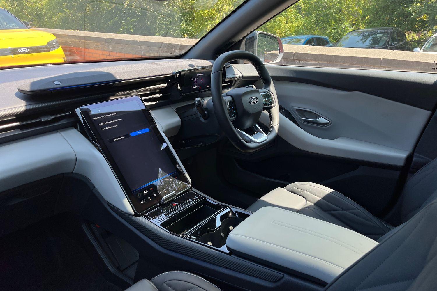 Ford Explorer Photo 17