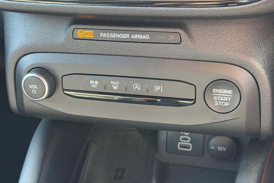 Ford FOCUS Photo autoimg-348c51255ac6d4e67d84cf38012bd00c47d89a92.jpg