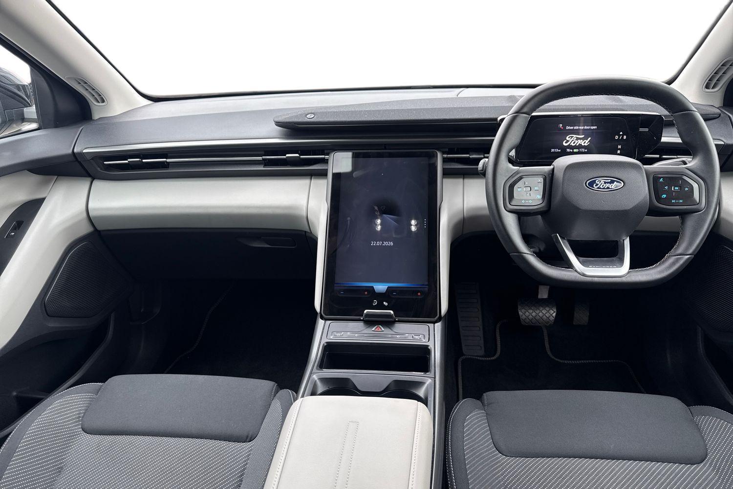 Ford EXPLORER Photo 9