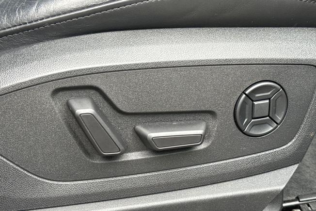 Audi e-tron Photo 33