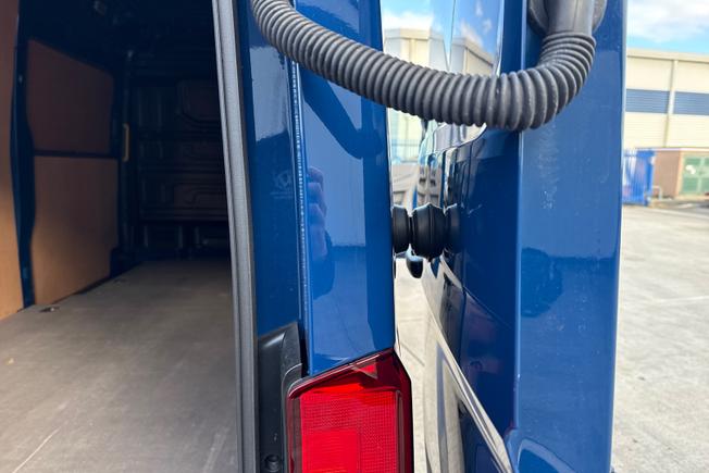 VOLKSWAGEN Crafter Photo 34