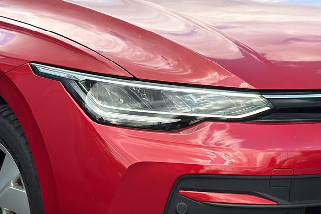 VOLKSWAGEN Golf Photo 19