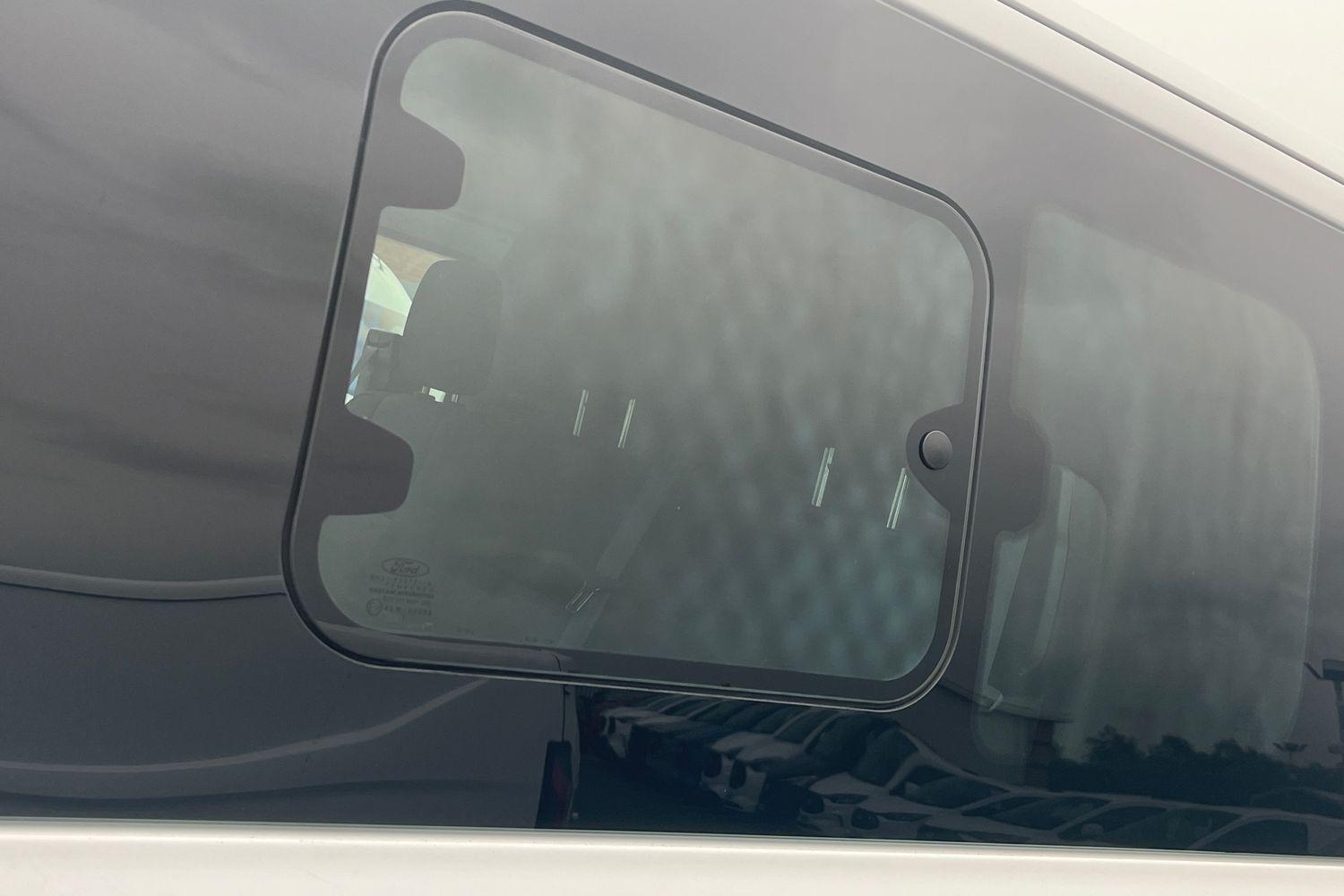 Ford TRANSIT CUSTOM Photo 34