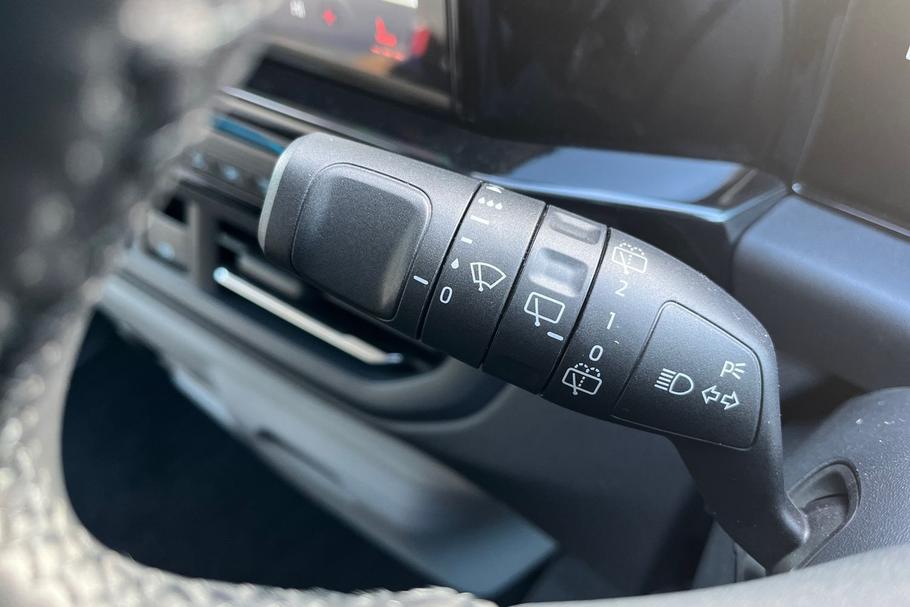 Used FORD TOURNEO CUSTOM JMZ5490 17