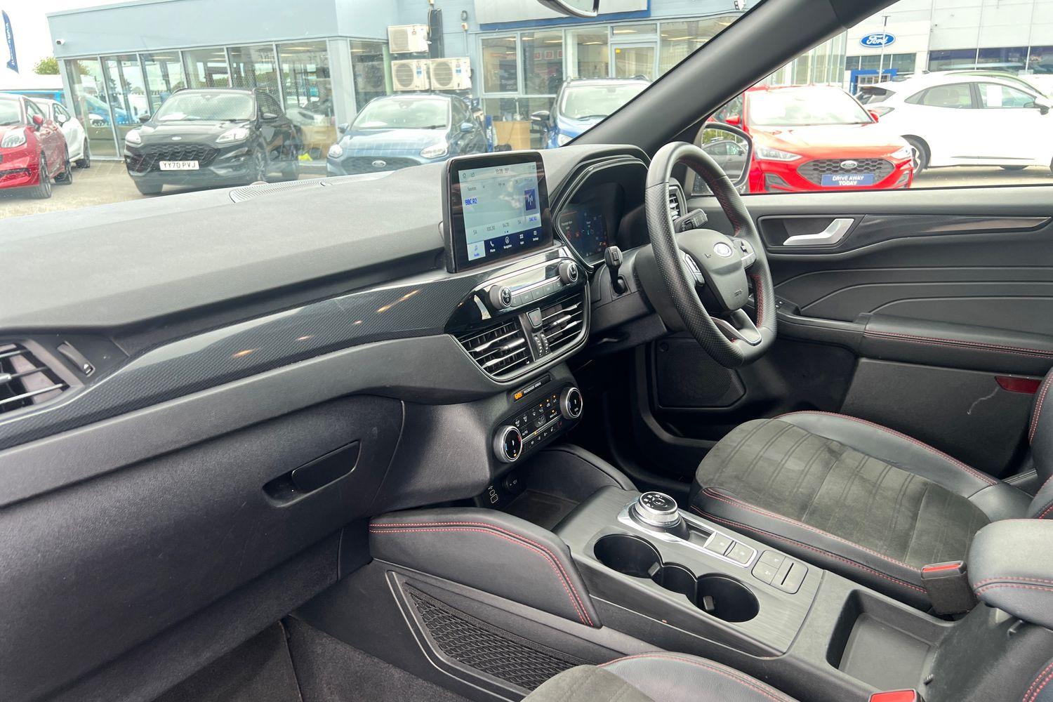 Ford KUGA Photo 17