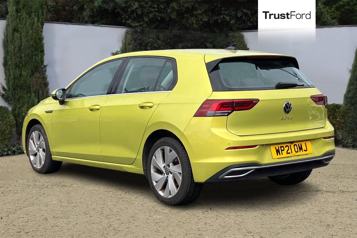 Volkswagen GOLF Photo 1