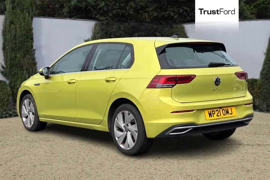 Volkswagen GOLF Photo autoimg-3494d209342547900a7e5bb52a43105a059de2e1.jpg