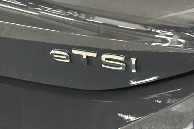 VOLKSWAGEN Tiguan Photo 36