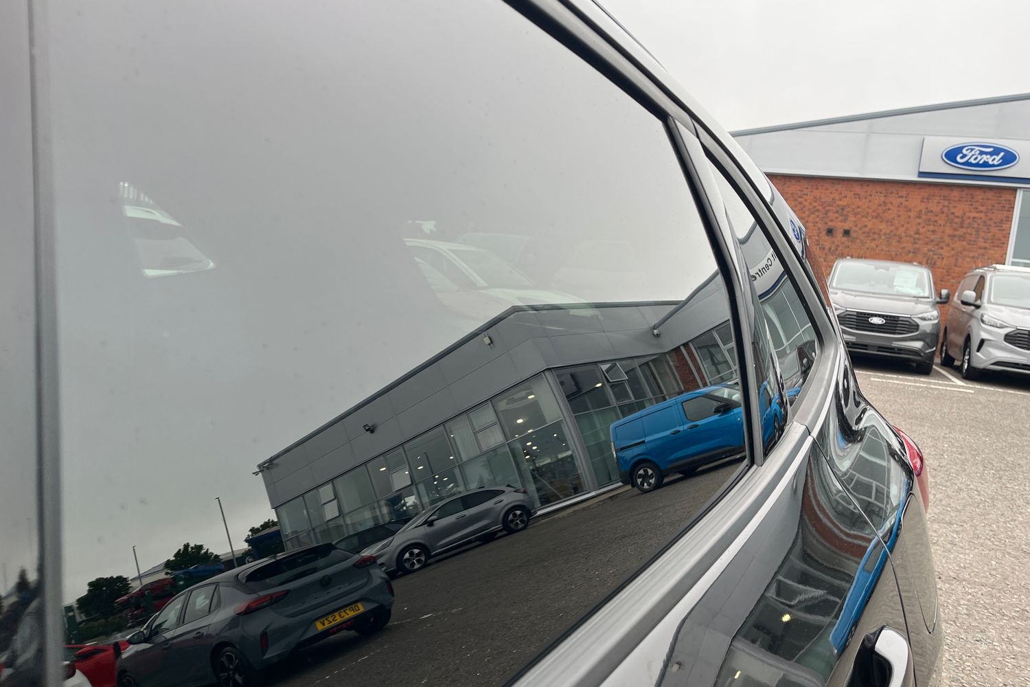 Ford KUGA Photo 22