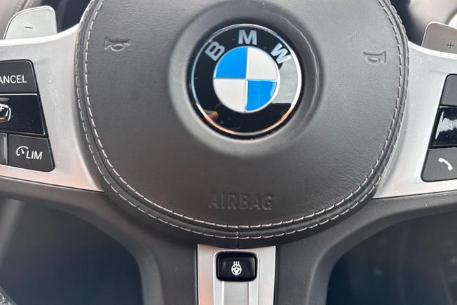 BMW 8 Series Photo 27