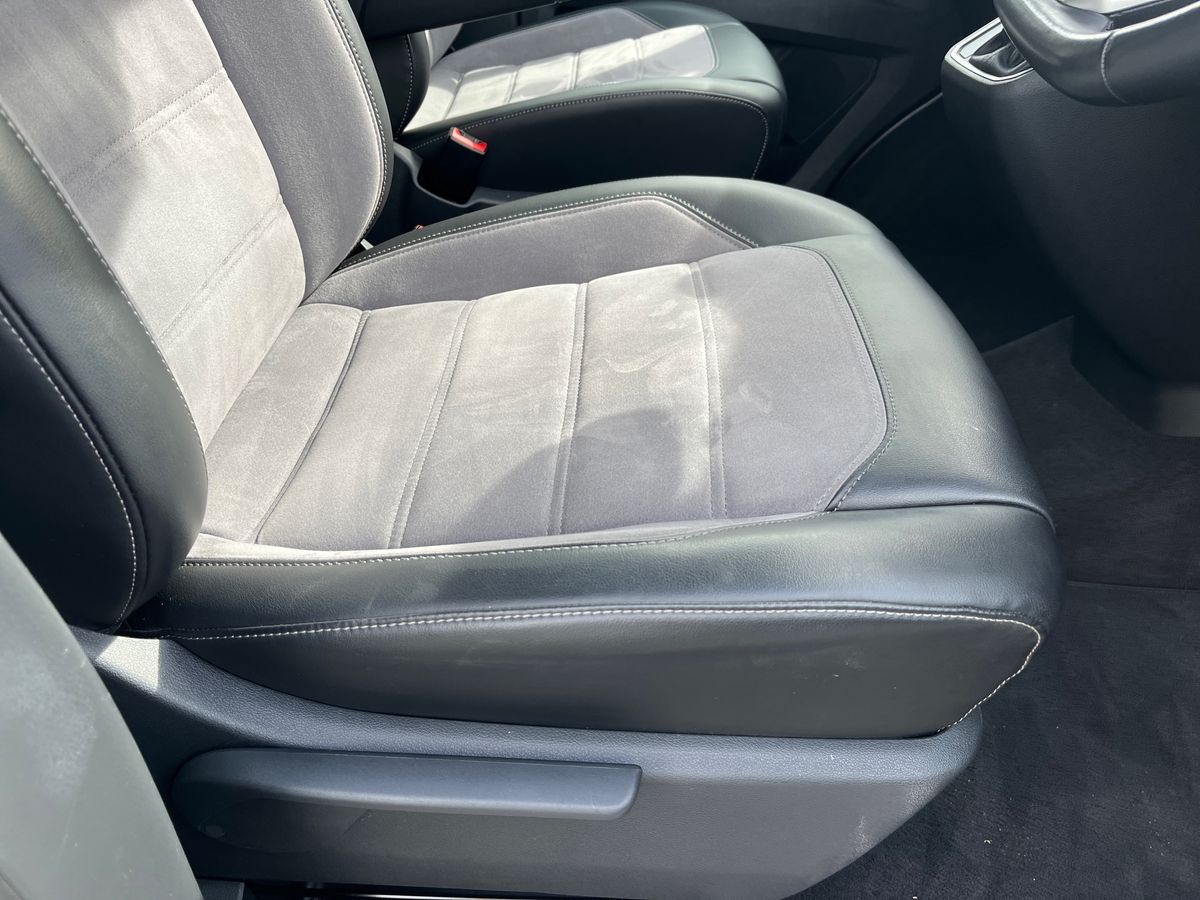 Volkswagen Caravelle Photo 29