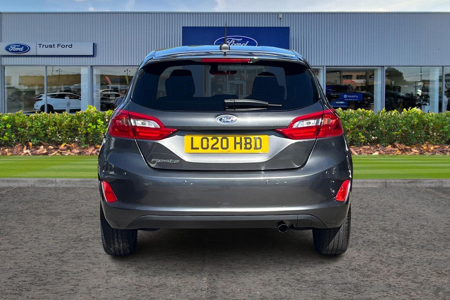 Ford Fiesta Photo 6