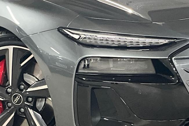 AUDI A6 Photo 19