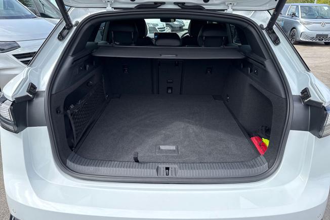 VOLKSWAGEN Id.7 Photo 12