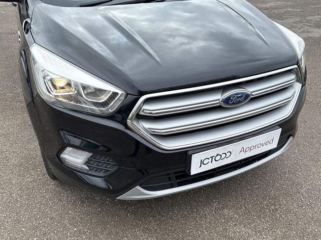 FORD Kuga Photo 31