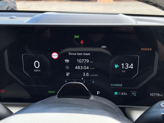 KIA EV4 Photo 15