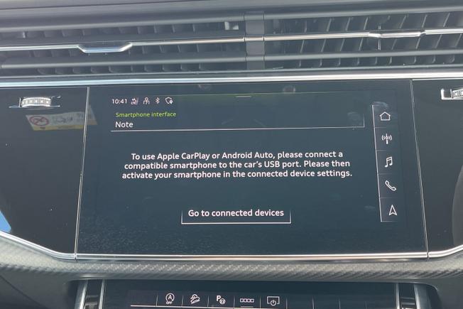 AUDI Rsq8 Photo 25