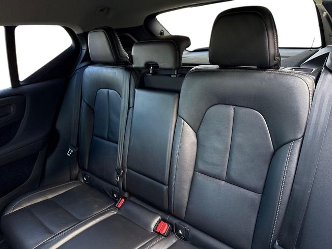 VOLVO Xc40 Photo 9