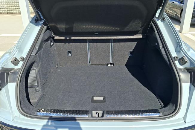 AUDI Q3 Photo 12