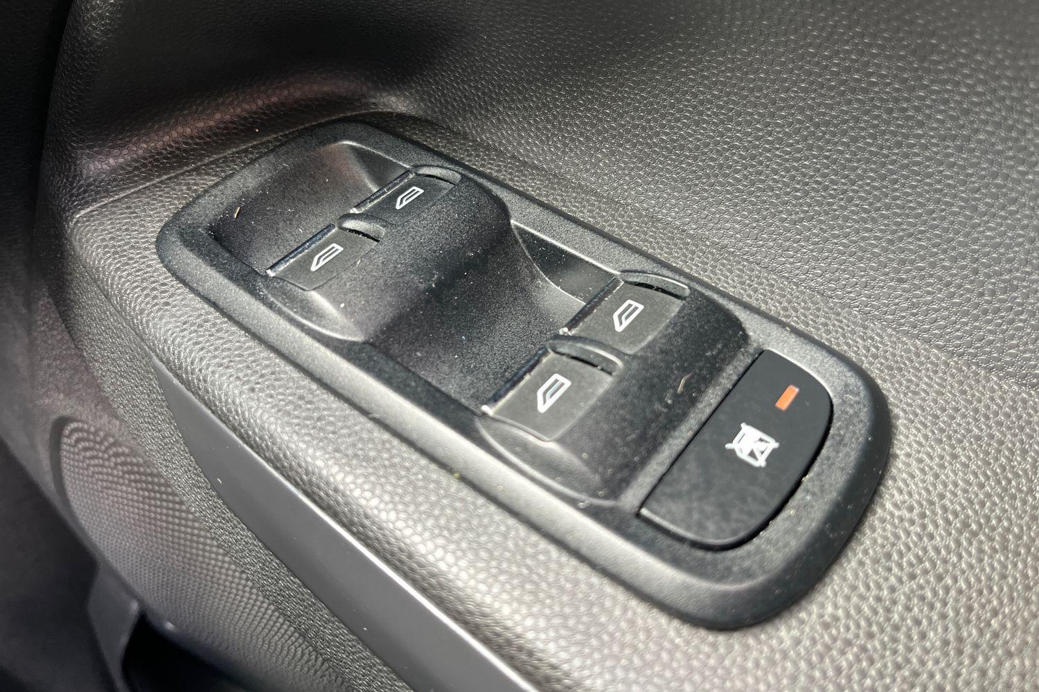 Ford EcoSport Photo 15