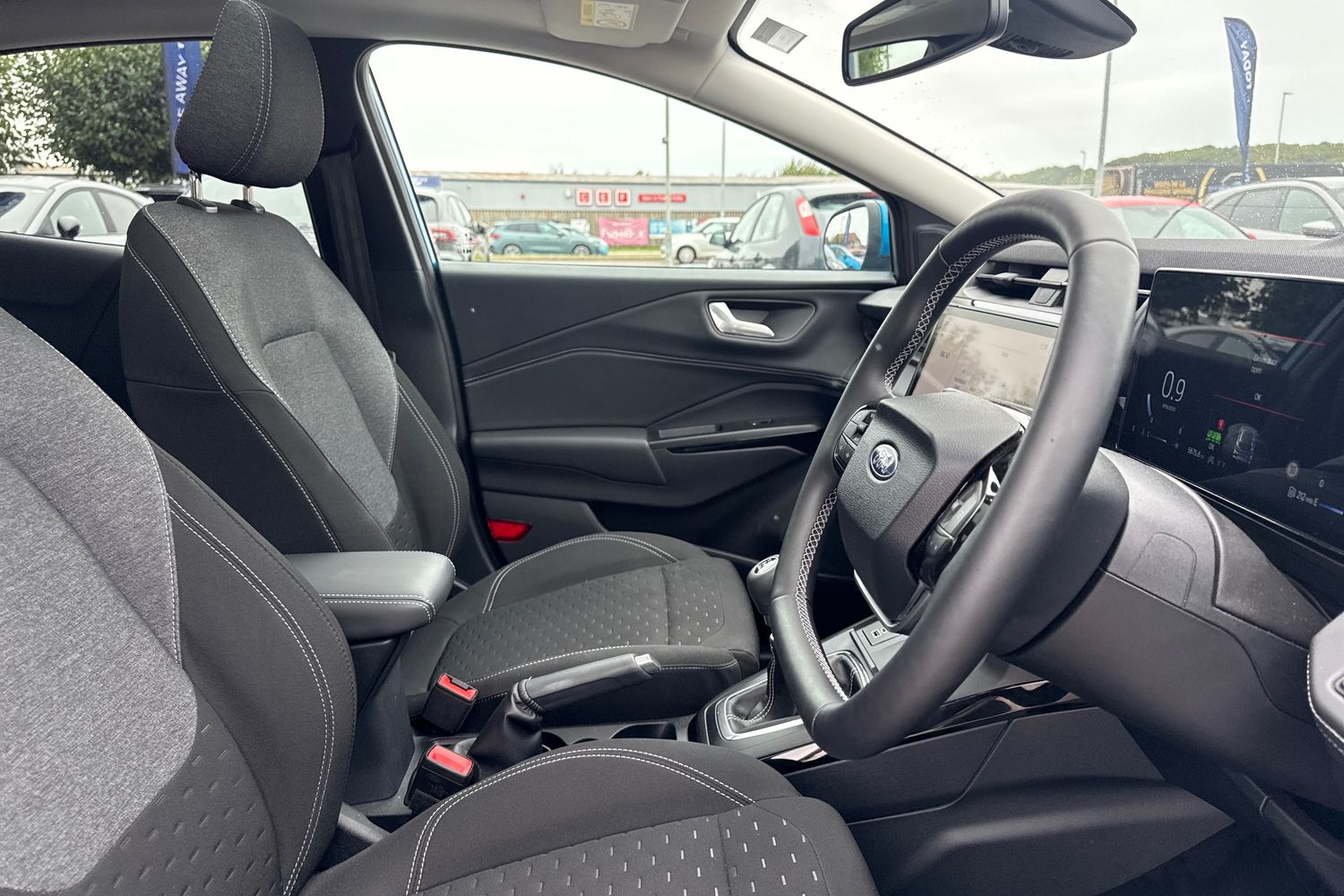 Ford PUMA Photo 16