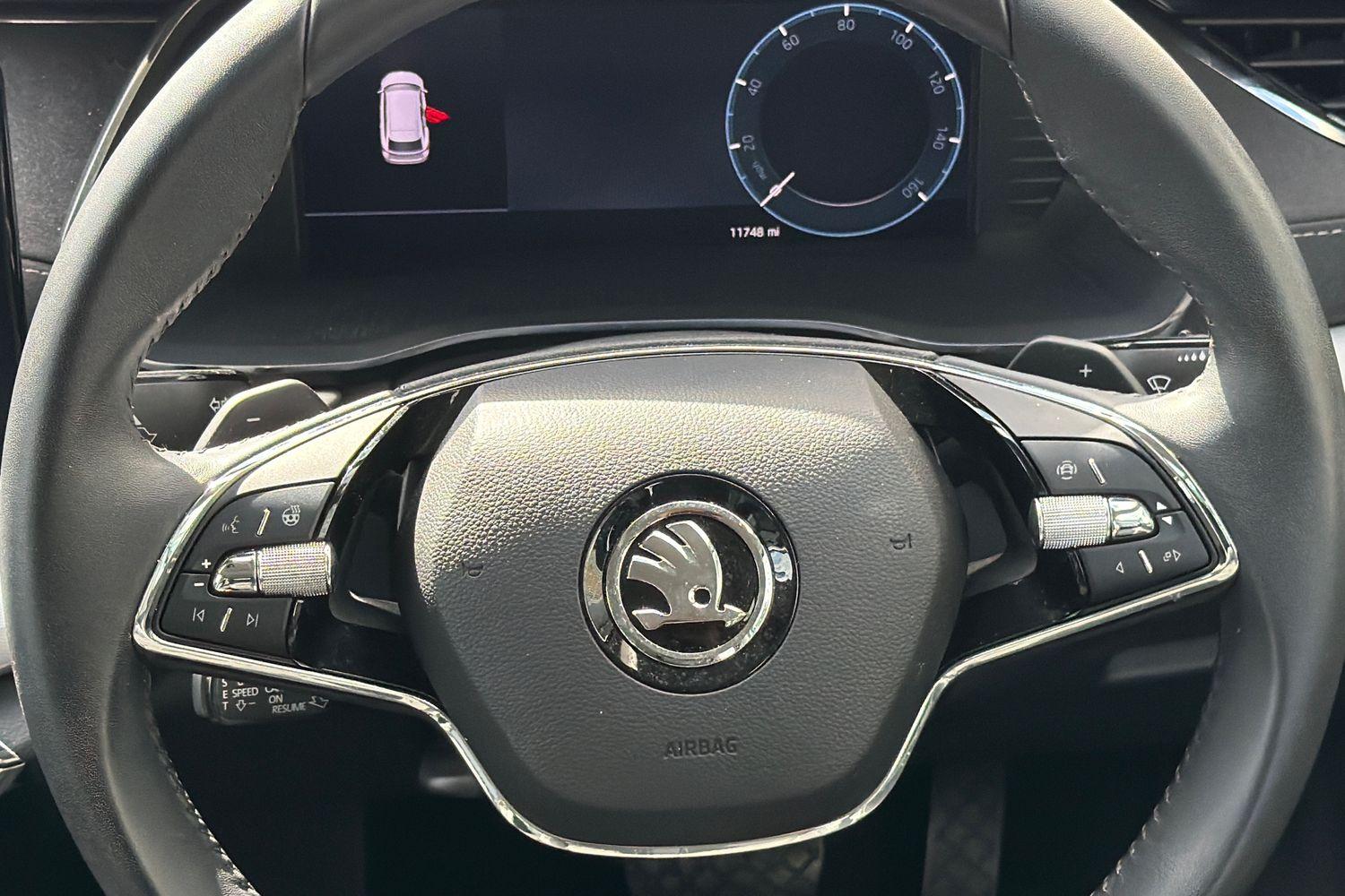 Skoda OCTAVIA Photo 11