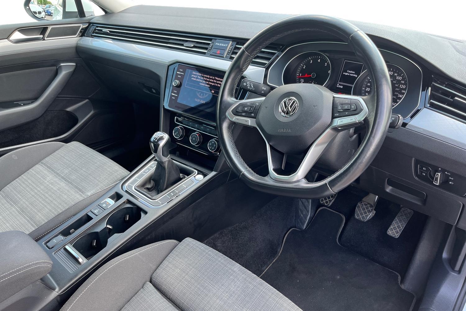 Volkswagen PASSAT Photo 7