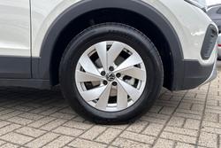 VOLKSWAGEN T-Cross Photo 5