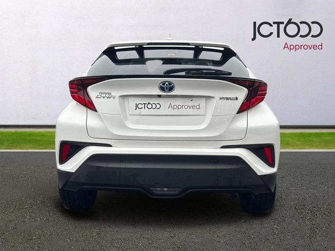 TOYOTA C-Hr Photo 7