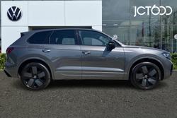 VOLKSWAGEN Touareg Photo 4