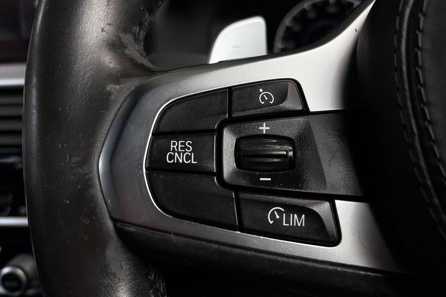 BMW 5 SERIES Photo autoimg-34d77ba8ea837b0653ce596d95de5c9b2d71717c.jpg