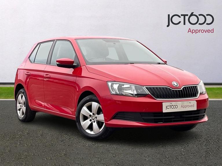 Used 2015 ŠKODA Fabia 1.0 SE Hatchback 5dr Petrol Manual Euro 6 (s/s) (75 ps) Red at JCT600