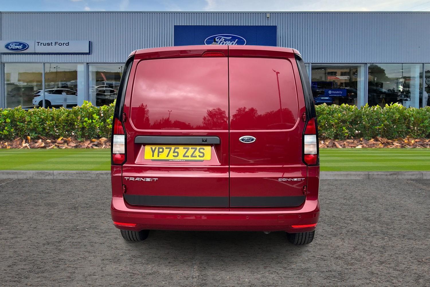 Ford TRANSIT CONNECT Photo 12