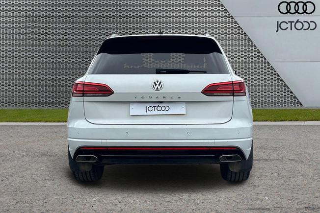 VOLKSWAGEN Touareg Photo 7