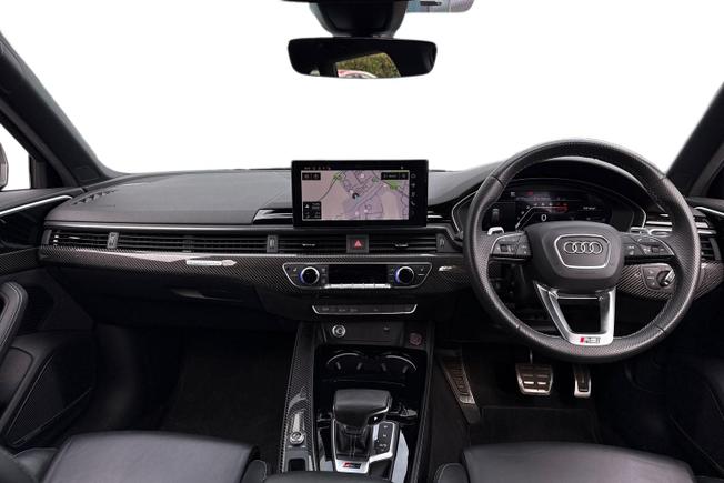 AUDI Rs4 Avant Photo 10