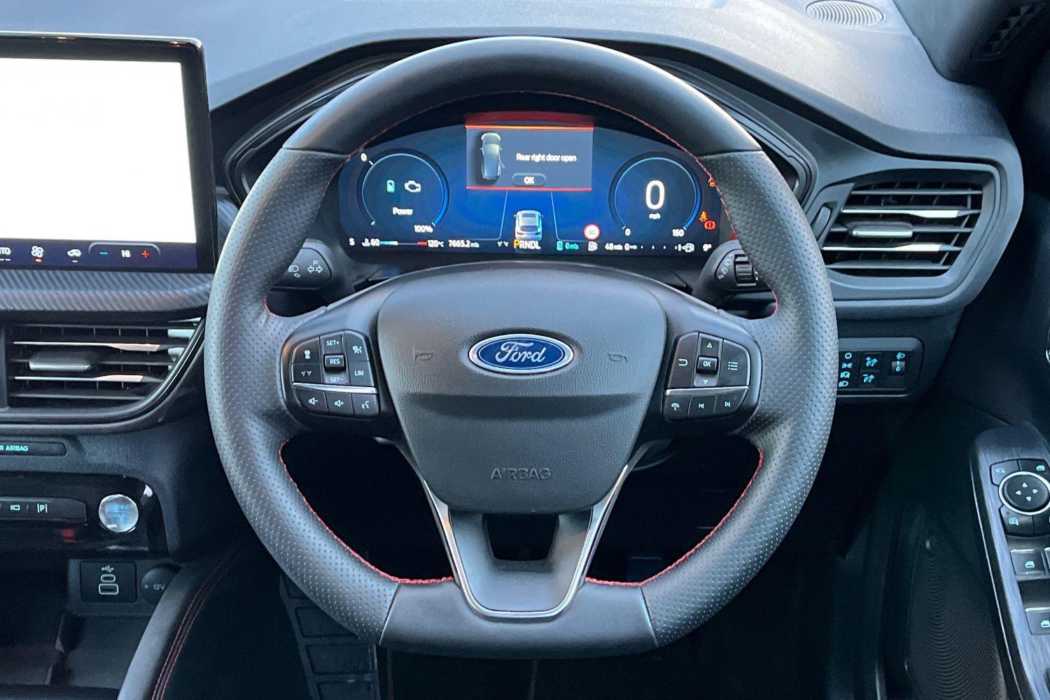 Ford KUGA Photo 11