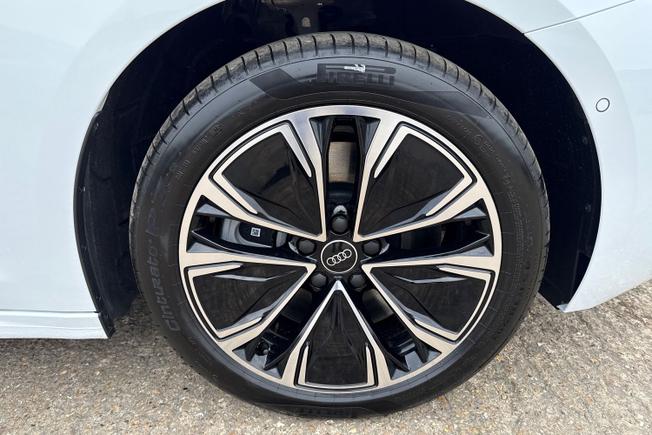 AUDI A5 Avant Photo 5