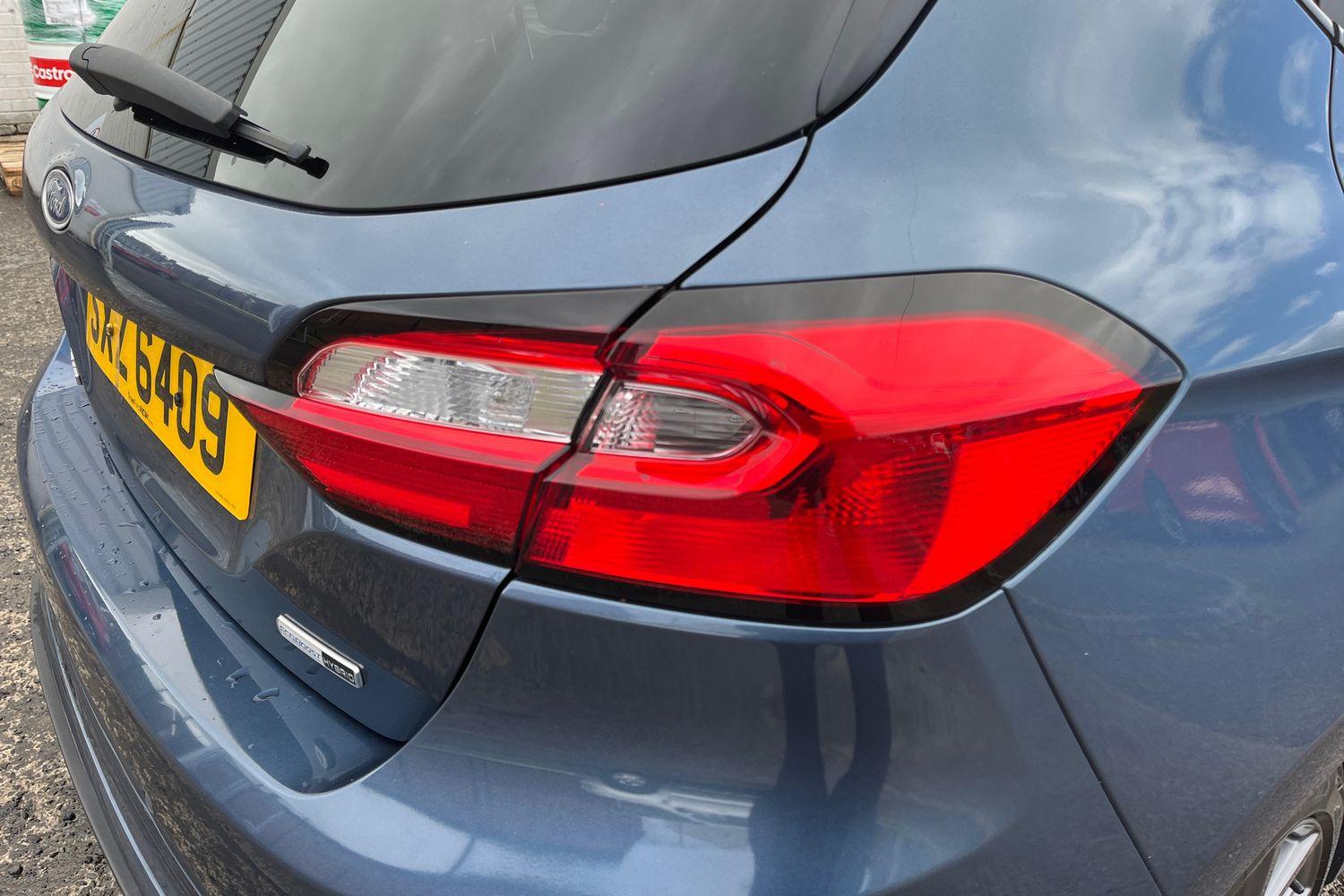 Ford FIESTA Photo 38