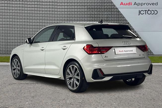 Audi A1 Photo 3