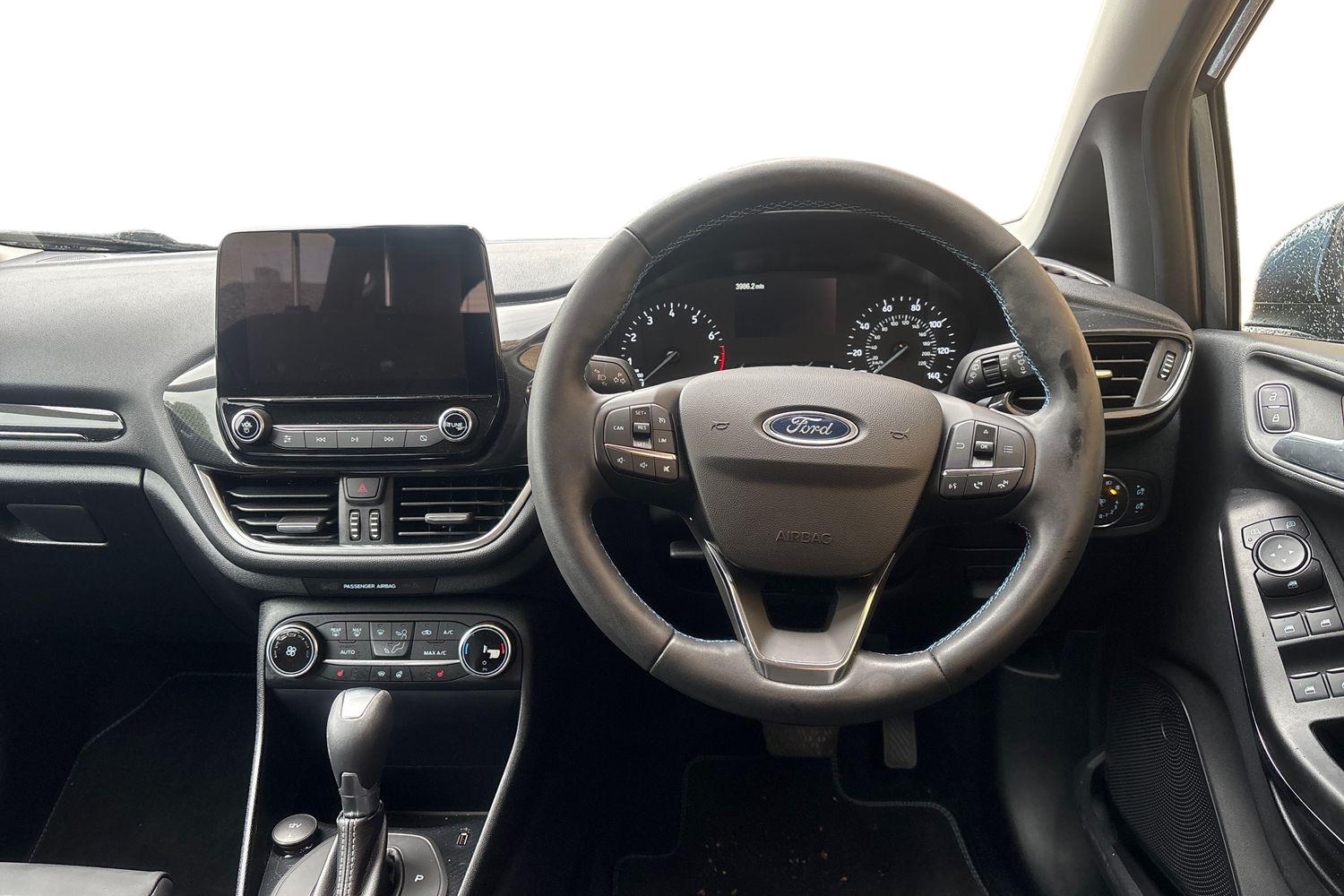 Ford Fiesta Photo 10