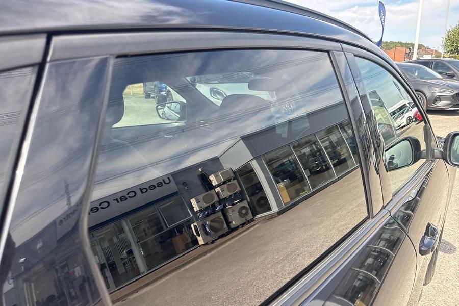 Ford KUGA Photo autoimg-34e59866bc018d9e02b6bd77943a0433dc6121bf.jpg